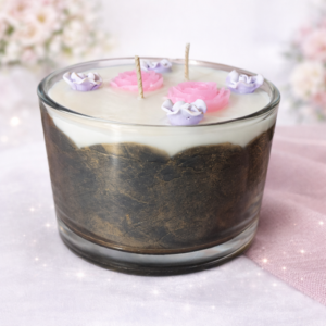 Luksuslik musta kirsi sojavahaküünal magnoolia ja vaarika roosidega (500 ml)