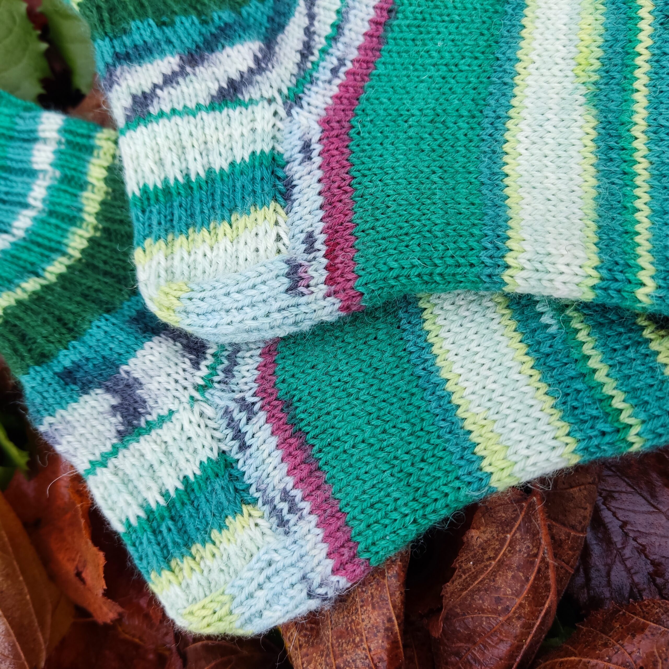 Käsitsi kootud sokid – Suurus 38 - Image 5